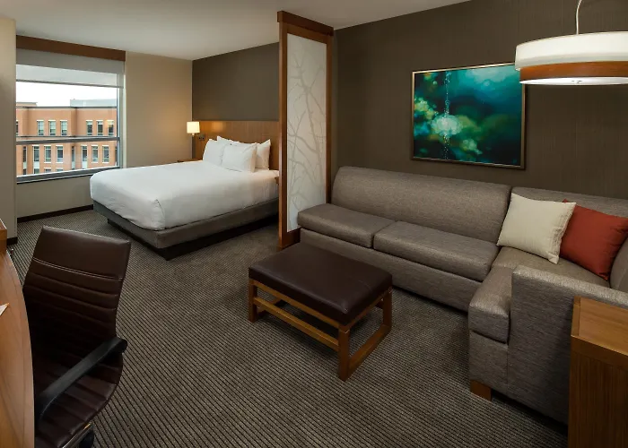 Hyatt Place / Normal Hotel Bloomington