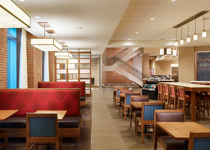 Hyatt Place / Normal Bloomington