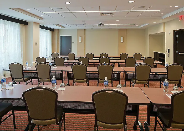 Hyatt Place / Normal Hotel 3*