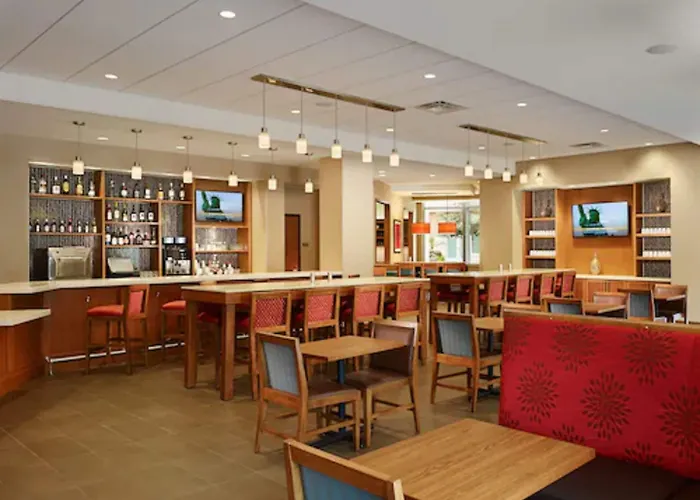 Hyatt Place / Normal Hotel 3*