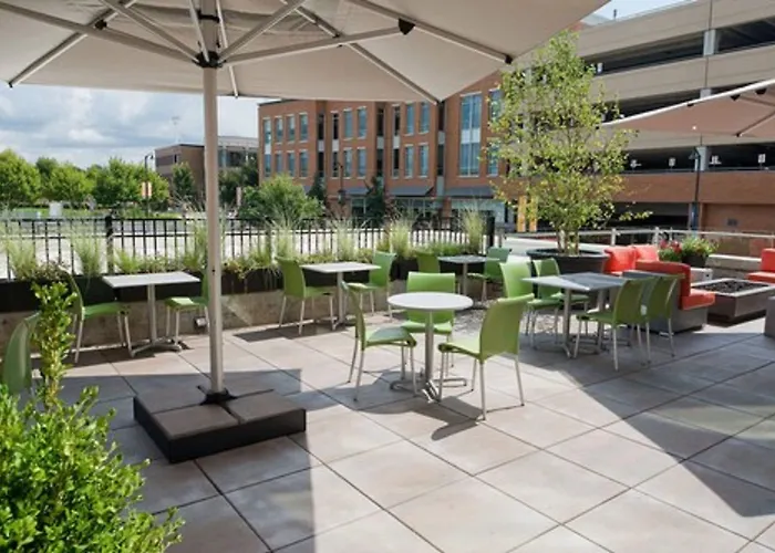 Hyatt Place / Normal Bloomington