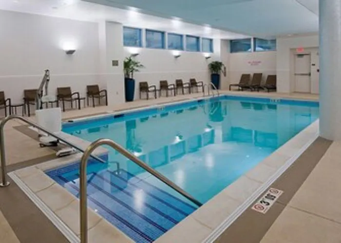 Hyatt Place / Normal 3*