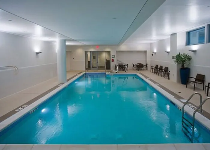 Hyatt Place / Normal Hotel